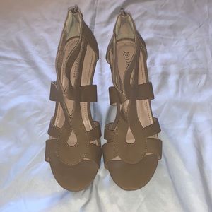 Tan wedge heels size 10 *only worn twice*